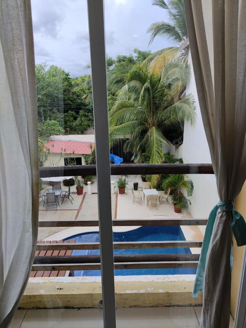 Brisamar Guesthouse Puerto Escondido  Exterior photo